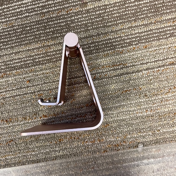 Adjustable phone stand - Picture 4 of 4